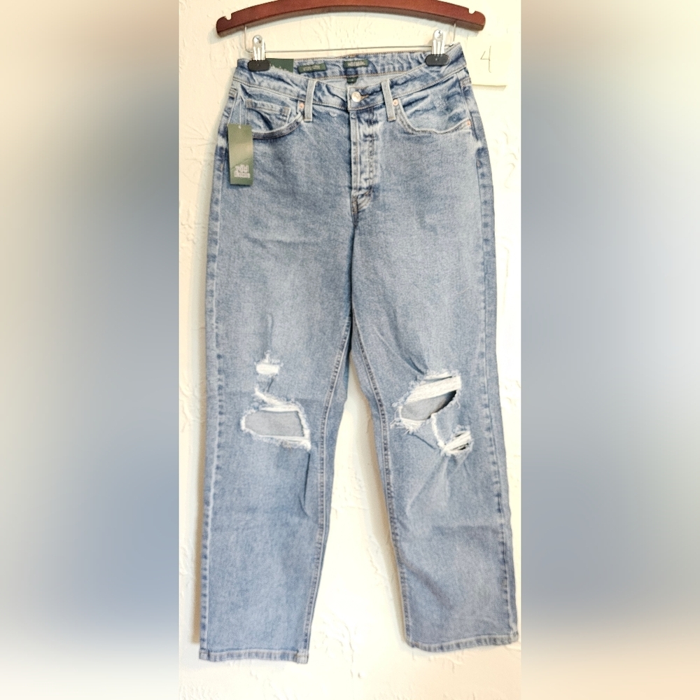 Wild Fable Women's Super Hi Rise Distressed Jeans size 10